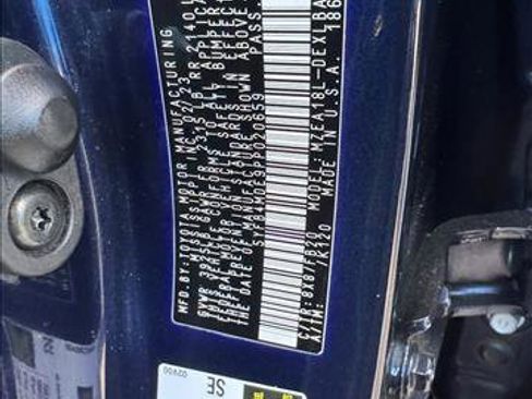 Used 2023 Toyota Corolla LE image 21