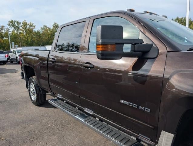 Used 2018 Chevrolet Silverado 2500 LT w/ LT Convenience Package AWD/4WD image 14