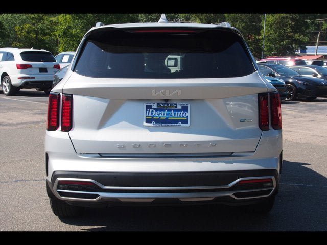 Used 2022 Kia Sorento S FWD image 4