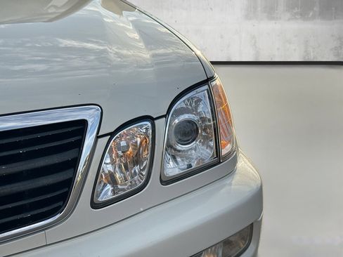 Used 2000 Lexus LX 470 4WD image 36