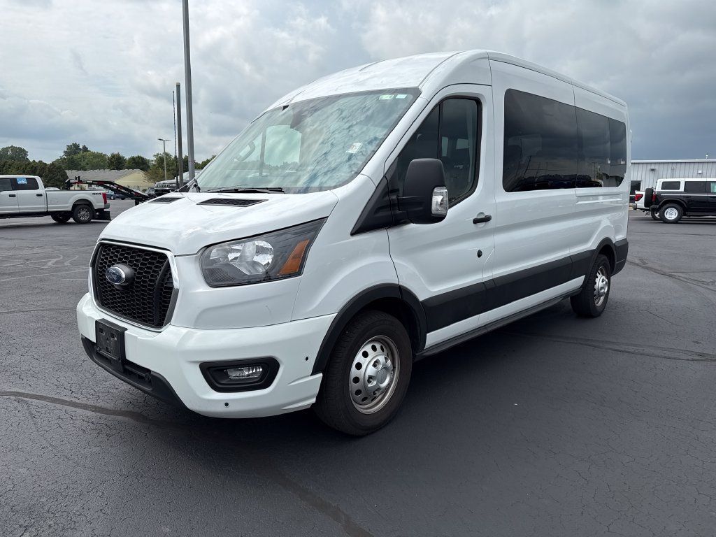 Used 2025 Ford Transit 350 XLT AWD/4WD image 4