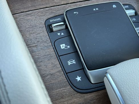 Certified 2022 Mercedes-Benz GLE 350 4MATIC image 32