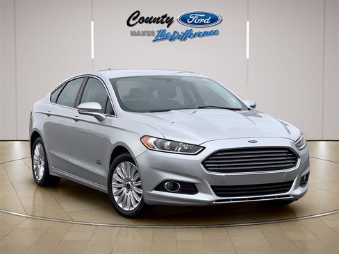 Used 2014 Ford Fusion Energi SE image 1