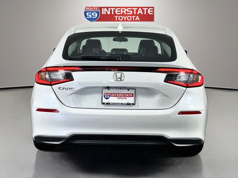 Used 2024 Honda Civic EX-L image 6