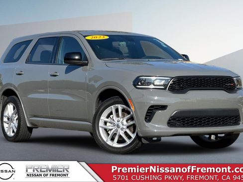 Used 2023 Dodge Durango GT image 1