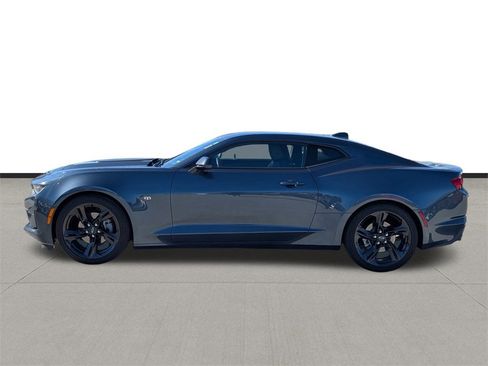Used 2023 Chevrolet Camaro LT image 8