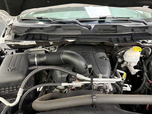 Used 2019 RAM 1500 Warlock RWD image 17