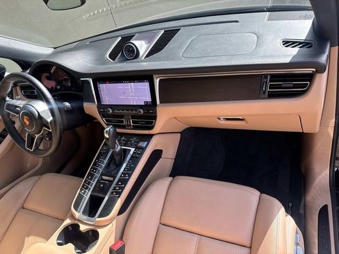 Used 2021 Porsche Macan GTS image 18