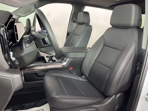 Used 2026 Chevrolet Silverado 2500 LTZ w/ LTZ Premium Package image 14