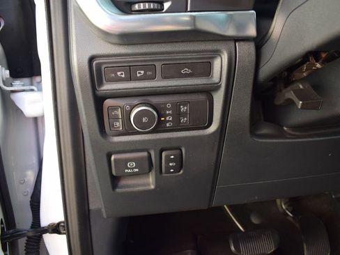 Used 2021 Ford F150 Lariat AWD/4WD image 23