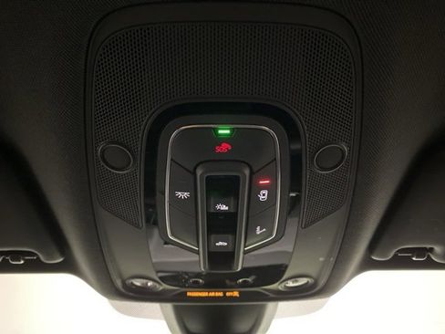 Used 2023 Audi Q5 2.0T Premium image 61