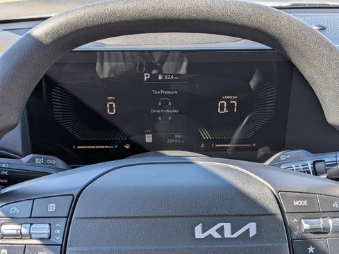Used 2025 Kia K4 FWD image 20