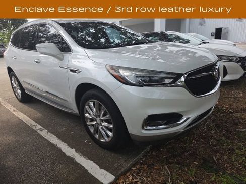 Used 2019 Buick Enclave Essence w/ LPO, Luxury Package FWD image 1
