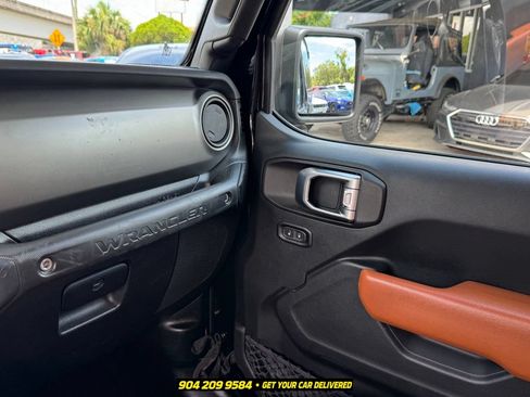 Used 2019 Jeep Wrangler Sport AWD/4WD image 19