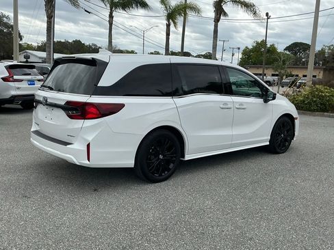 Certified 2025 Honda Odyssey Sport-L image 8