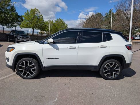 Used 2018 Jeep Compass Limited w/ Safe & Security Group AWD/4WD image 3
