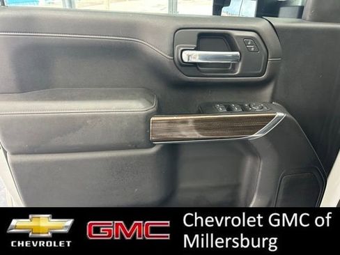 Used 2022 Chevrolet Silverado 2500 LT w/ Convenience Package image 14