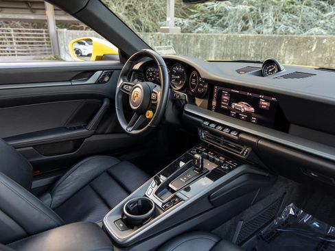 Certified 2021 Porsche 911 Carrera S image 41