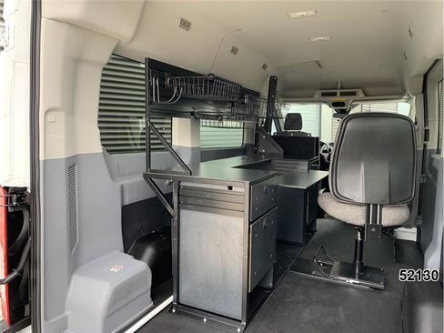Used 2019 Ford Transit 150 XLT image 11
