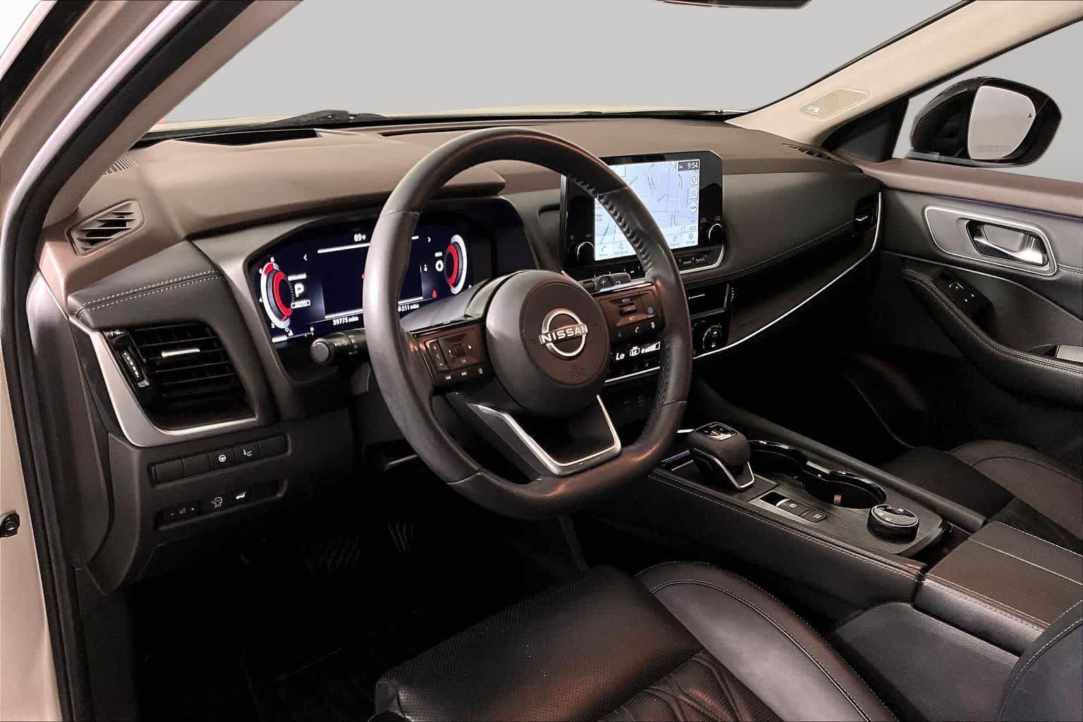 Used 2023 Nissan Rogue Platinum w/ Platinum Premium Package AWD/4WD image 16