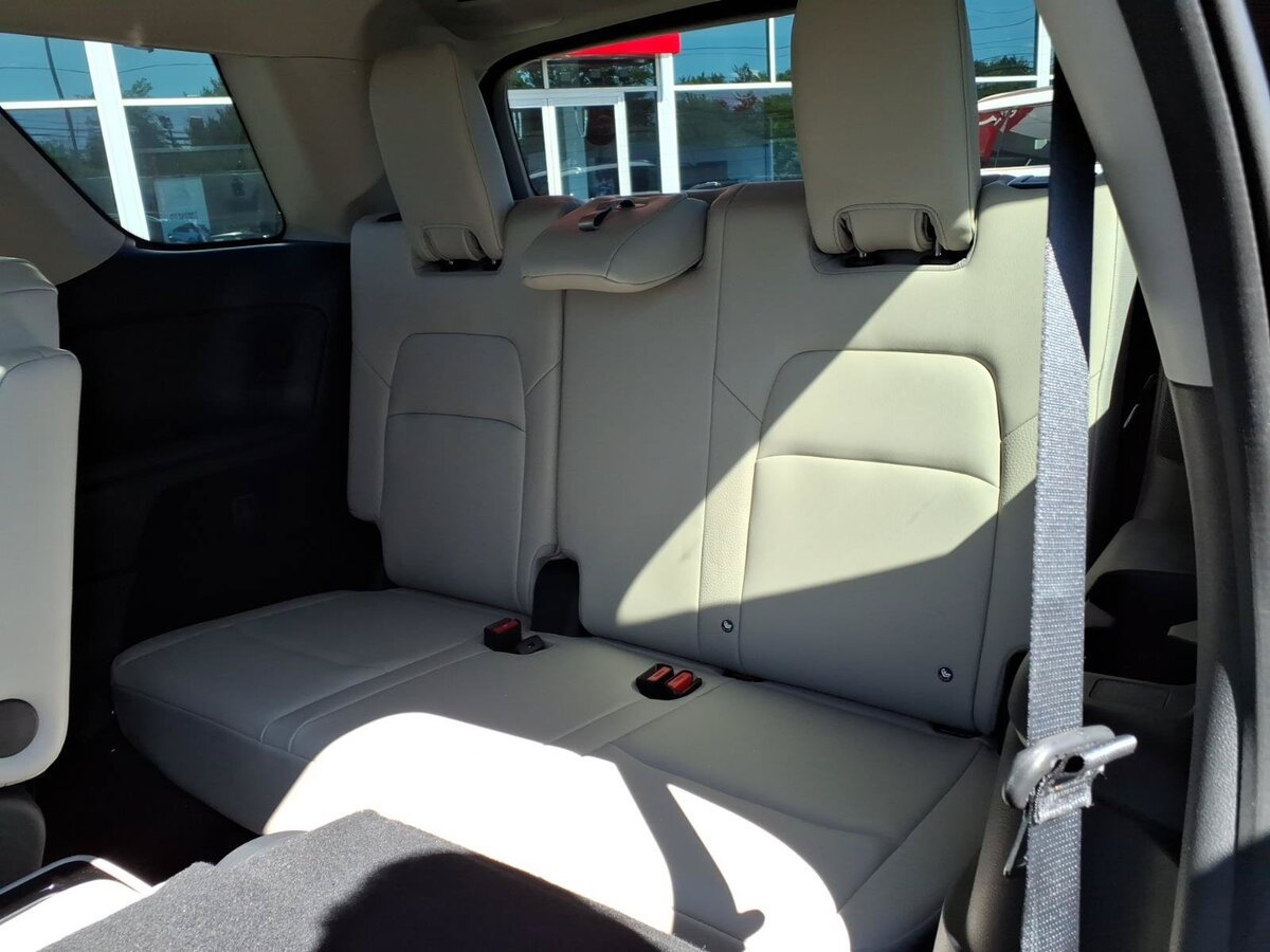 Used 2023 Nissan Pathfinder SL w/ SL Premium Package AWD/4WD image 23