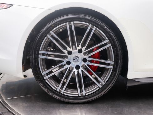 Used 2015 Porsche 911 Carrera 4S AWD/4WD image 14