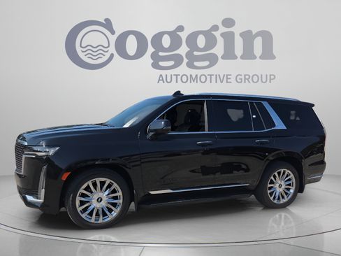 Used 2024 Cadillac Escalade Premium Luxury w/ Performance Package AWD/4WD image 1