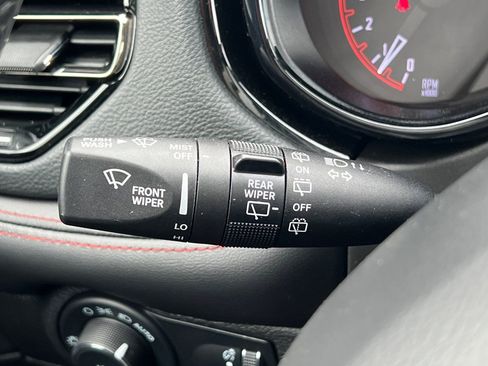 Used 2023 Dodge Durango GT image 37