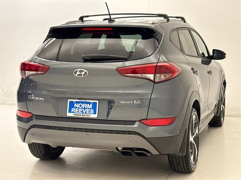 Used 2016 Hyundai Tucson Sport image 10