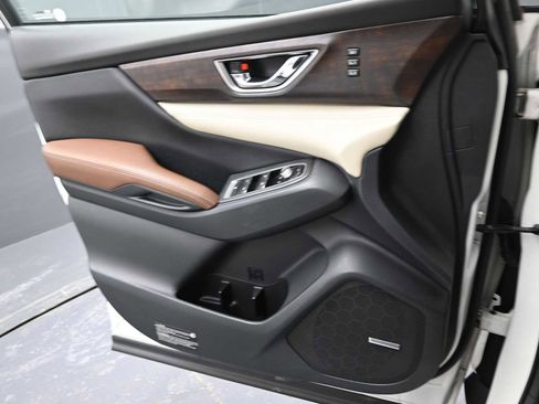 Used 2020 Subaru Ascent Touring image 10