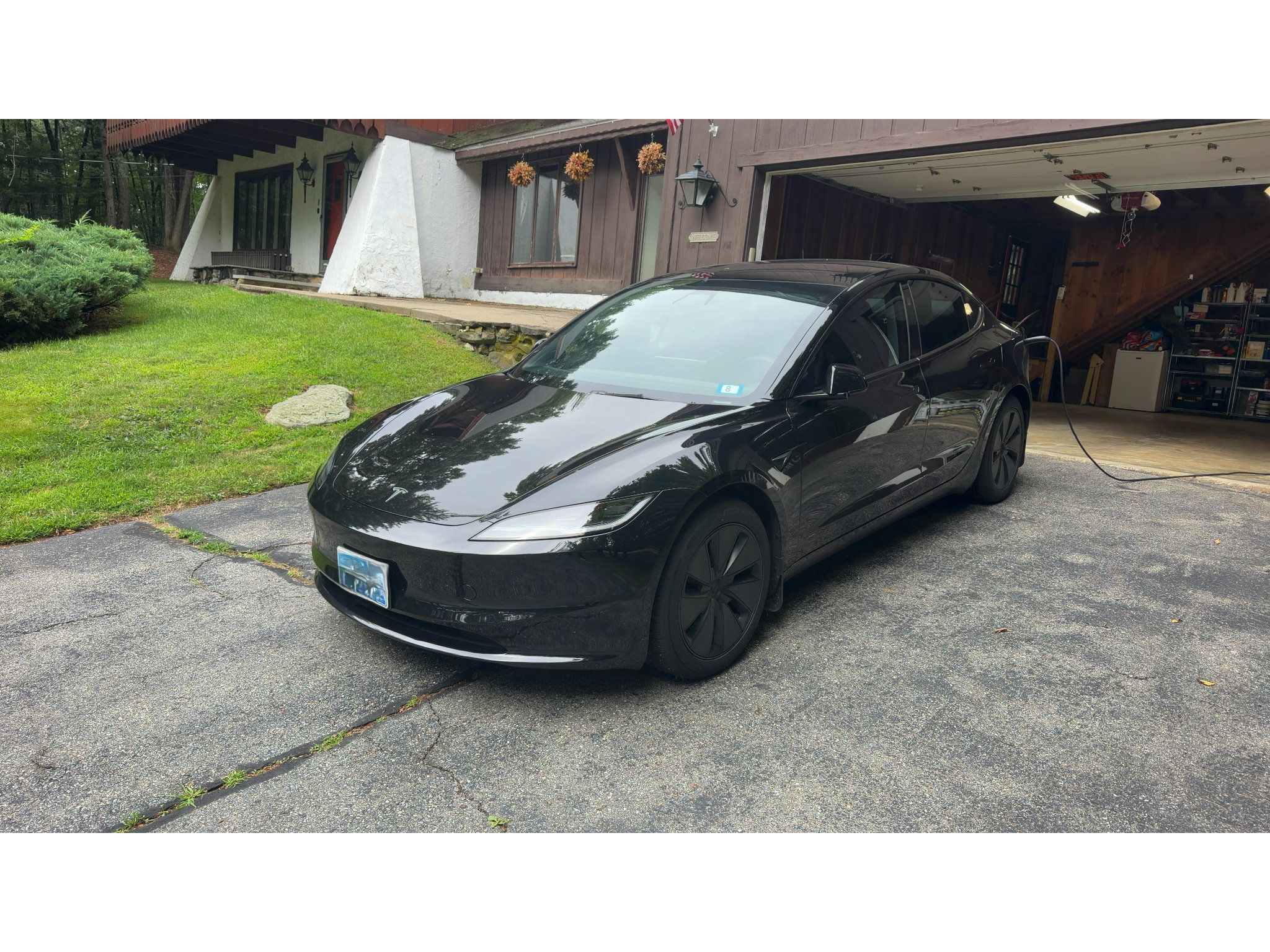 Used 2025 Tesla Model 3 Long Range RWD image 1