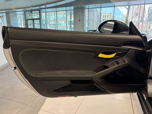 Used 2025 Porsche 718 Boxster Spyder RS image 21