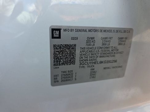 Used 2019 Chevrolet Silverado 1500 High Country w/ Technology Package AWD/4WD image 34