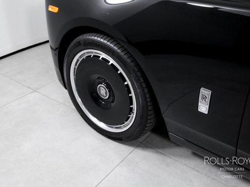 Certified 2025 Rolls-Royce Phantom Sedan image 45