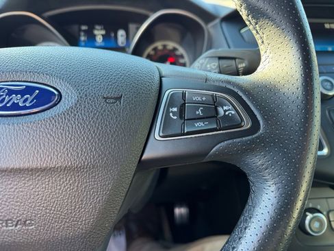 Used 2018 Ford Focus ST image 34