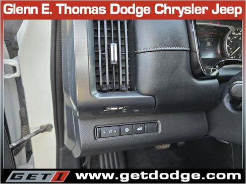 Used 2022 Nissan Pathfinder SL image 21