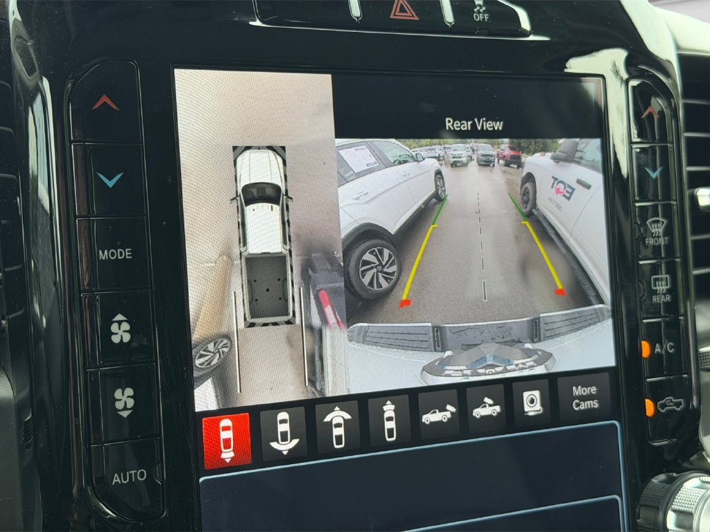 Used 2024 RAM 3500 Laramie w/ Towing Technology Group AWD/4WD image 18
