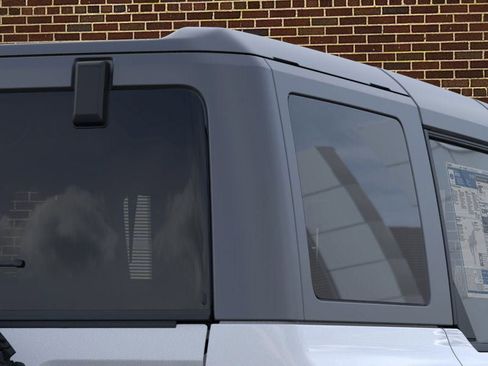 New 2025 Ford Bronco Badlands image 25