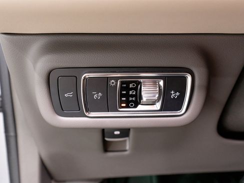 Used 2024 Lincoln Nautilus Reserve w/ Equipment Group 202A AWD/4WD image 29