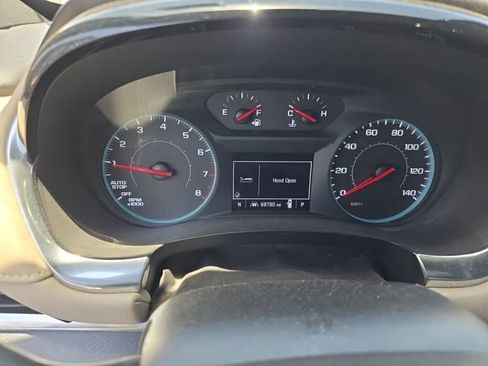 Used 2023 Chevrolet Traverse LS FWD image 6