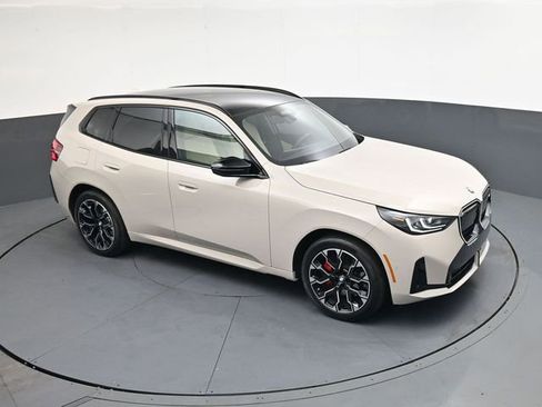 Used 2025 BMW X3 M50 w/ Premium Package image 26