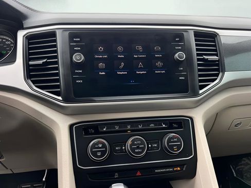 Used 2021 Volkswagen Atlas SE FWD image 56