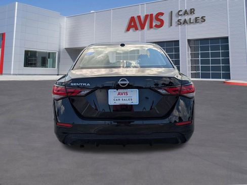 Used 2025 Nissan Sentra SV FWD image 7
