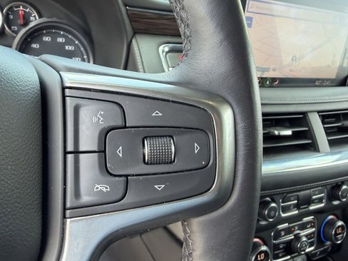 Used 2021 Chevrolet Tahoe Z71 w/ Luxury Package image 32