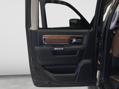 Used 2013 RAM 1500 Laramie Longhorn RWD image 17