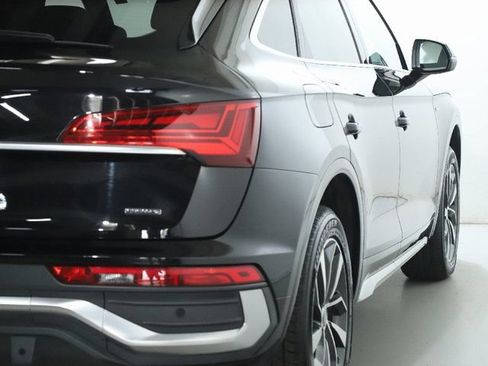 Used 2023 Audi Q5 2.0T Premium w/ Convenience Package AWD/4WD image 46