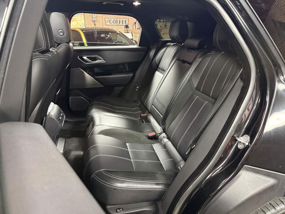 Used 2020 Land Rover Range Rover Velar R-Dynamic S AWD/4WD image 28