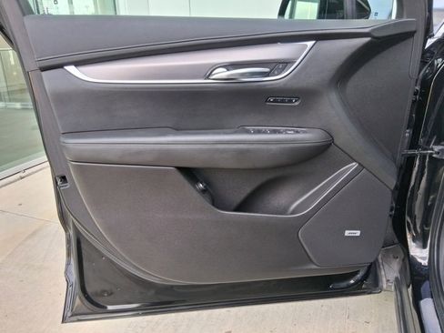 Used 2023 Cadillac XT6 Luxury w/ LPO, Floor Liner Package image 13