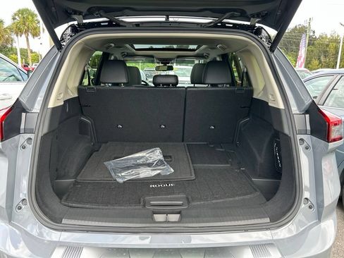 Certified 2026 Nissan Rogue Platinum w/ Platinum Premium Package AWD/4WD image 54