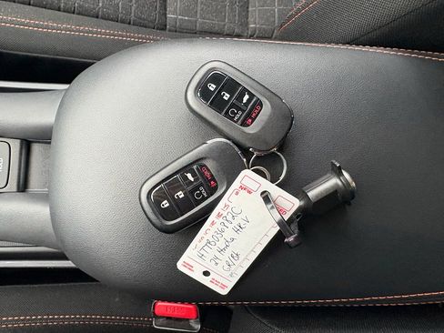 Certified 2024 Honda HR-V Sport image 31